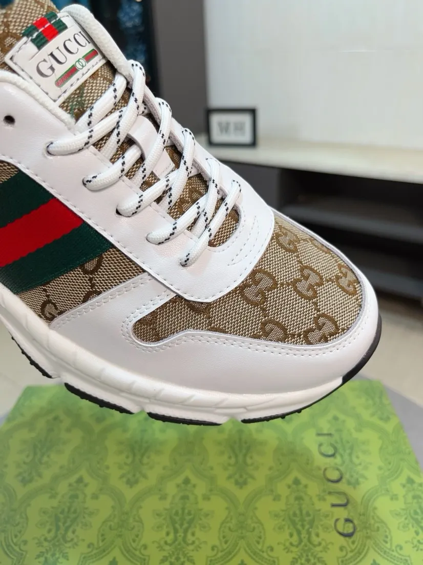 Men's shoes 💰458🌹🌹[GUCCI] Gucci's new lace-up casual men's shoes are on the market first, and the materials and workmanship are superior to all versions on the market. The highest quality shipped first-layer cowhide with imported original perforated materials➕Genuine leather lining, privately molded soft outsole, high foot comfort, imported special materials highlight the brand's unique charm, high-end customization 38-44